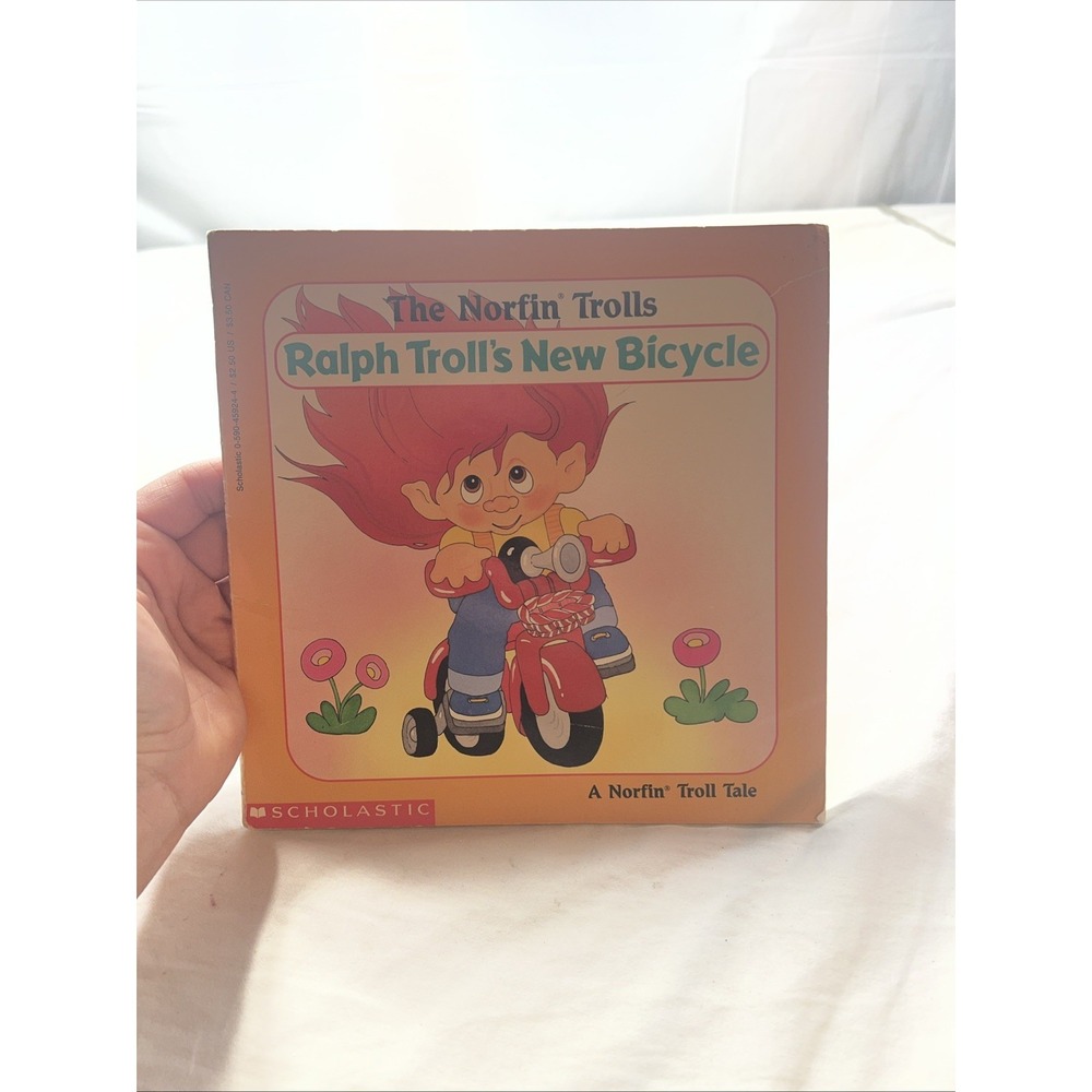 Scholastic 1992 : Norfin Trolls; Ralph Troll's New Bicycle - Paperback